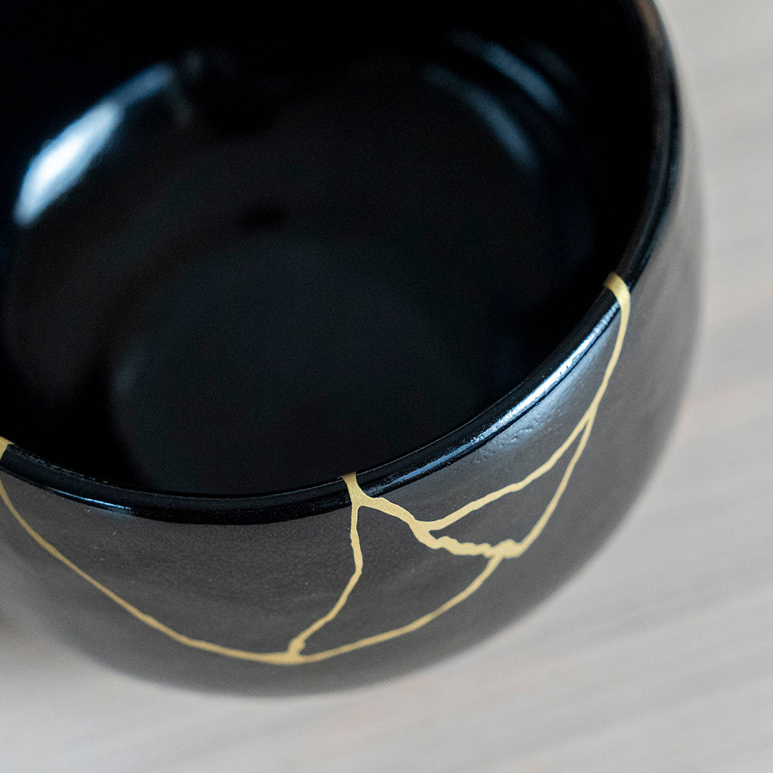 Chawan - Japanese Tea Bowl, Tenmoku kintsugi style (black)