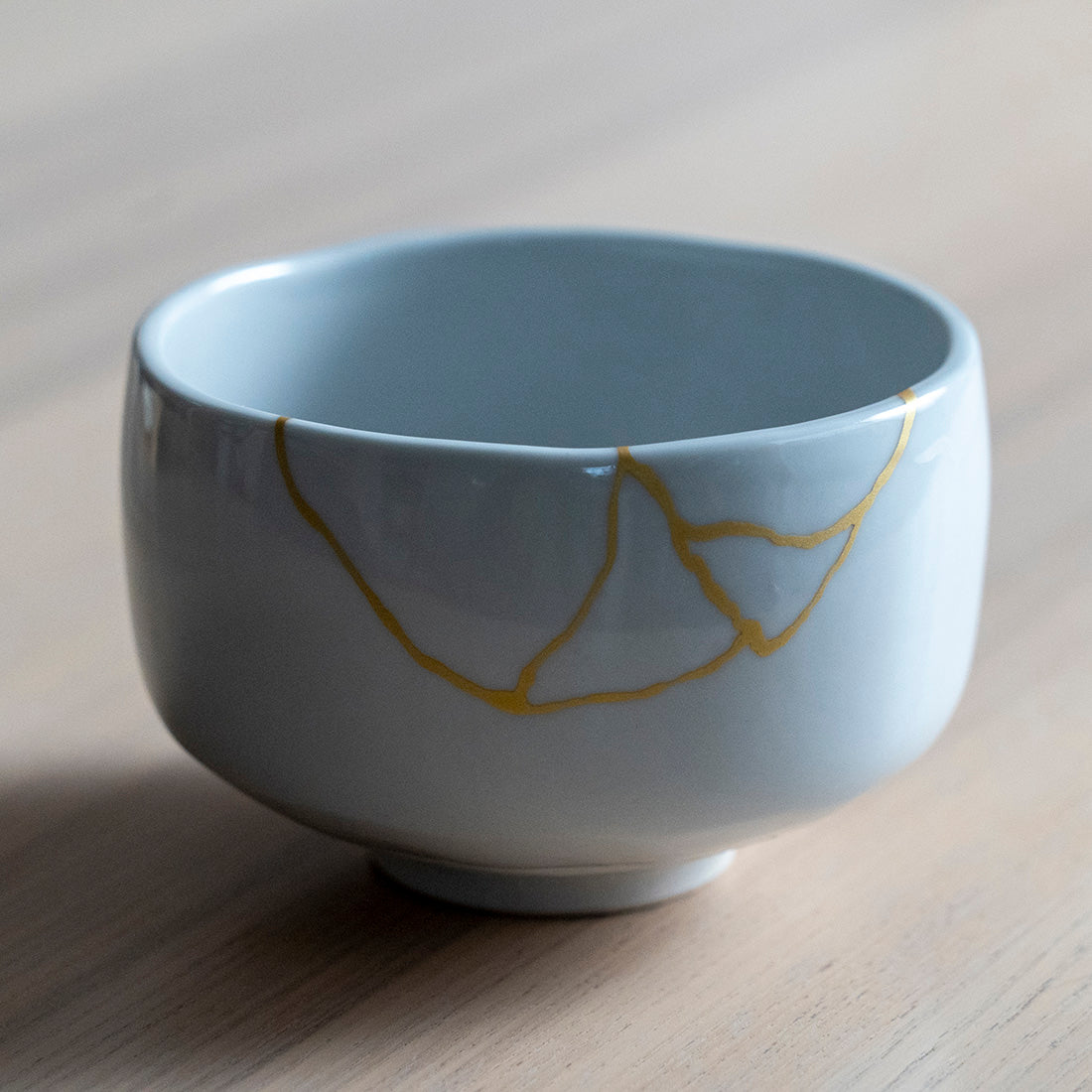 Chawan - Japanese Tea Bowl, Tenmoku kintsugi style (white)